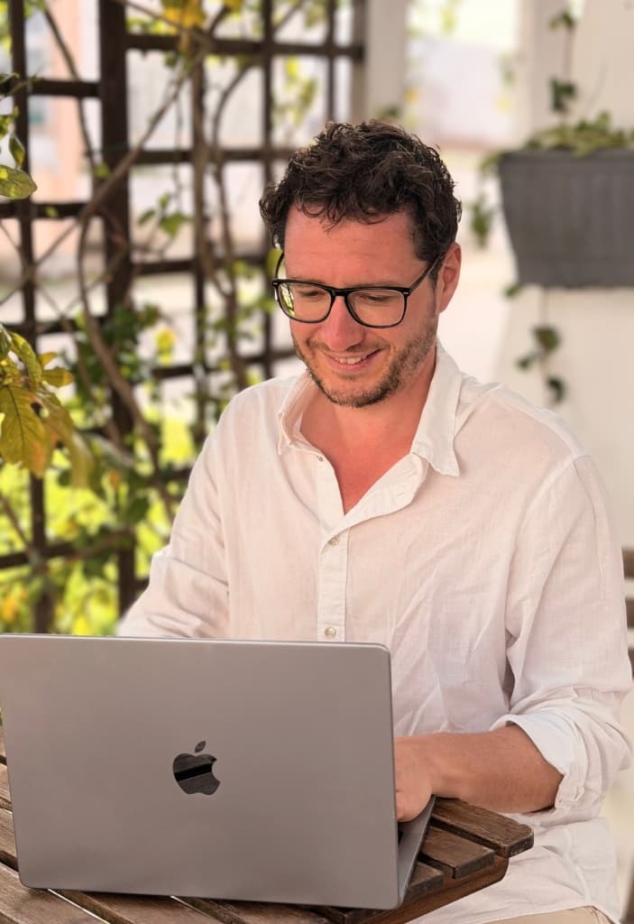 Rafael Becker - Gebühren-Management